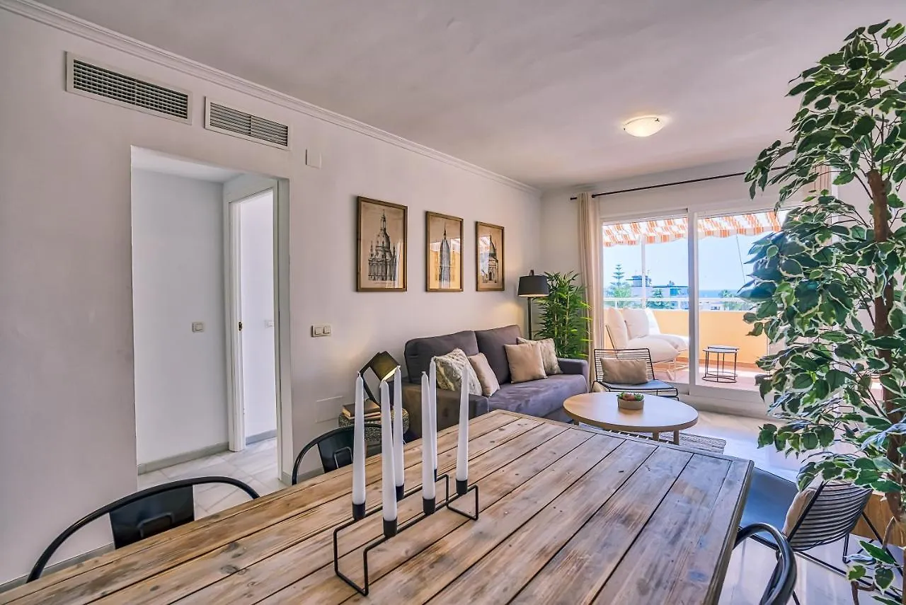 Sur Suites Торремолинос