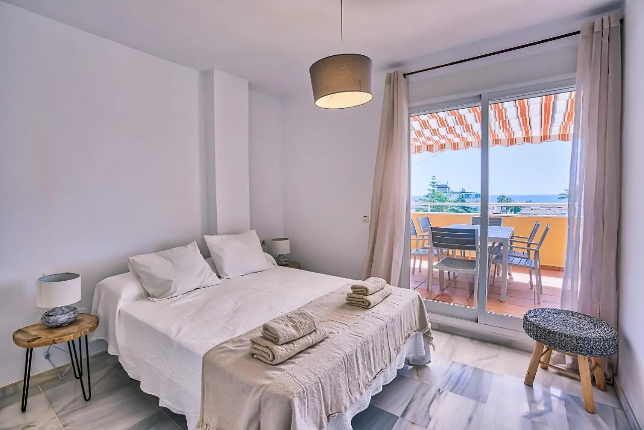 Sur Suites Торремолинос