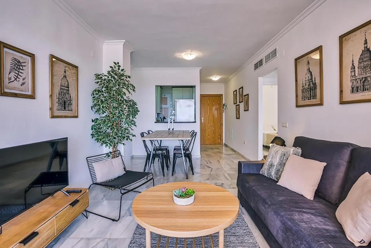 Апартаменты Sur Suites Торремолинос